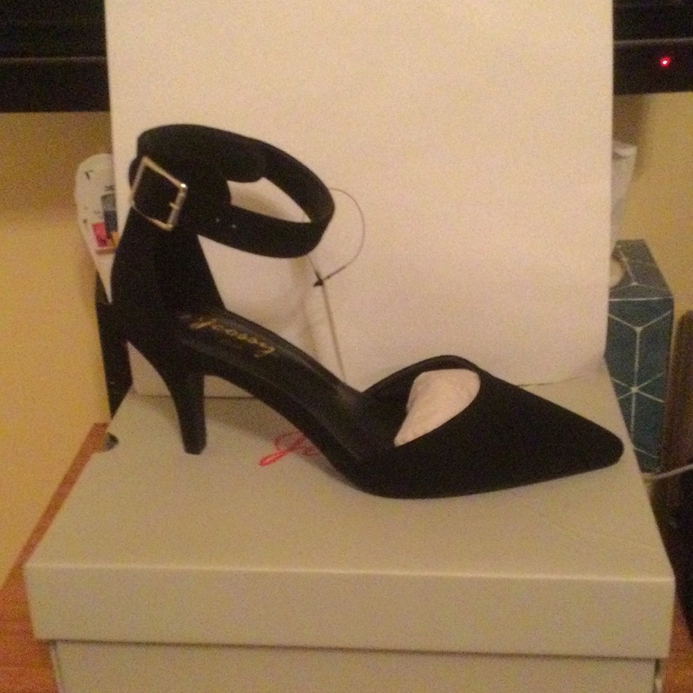 Black suede heels